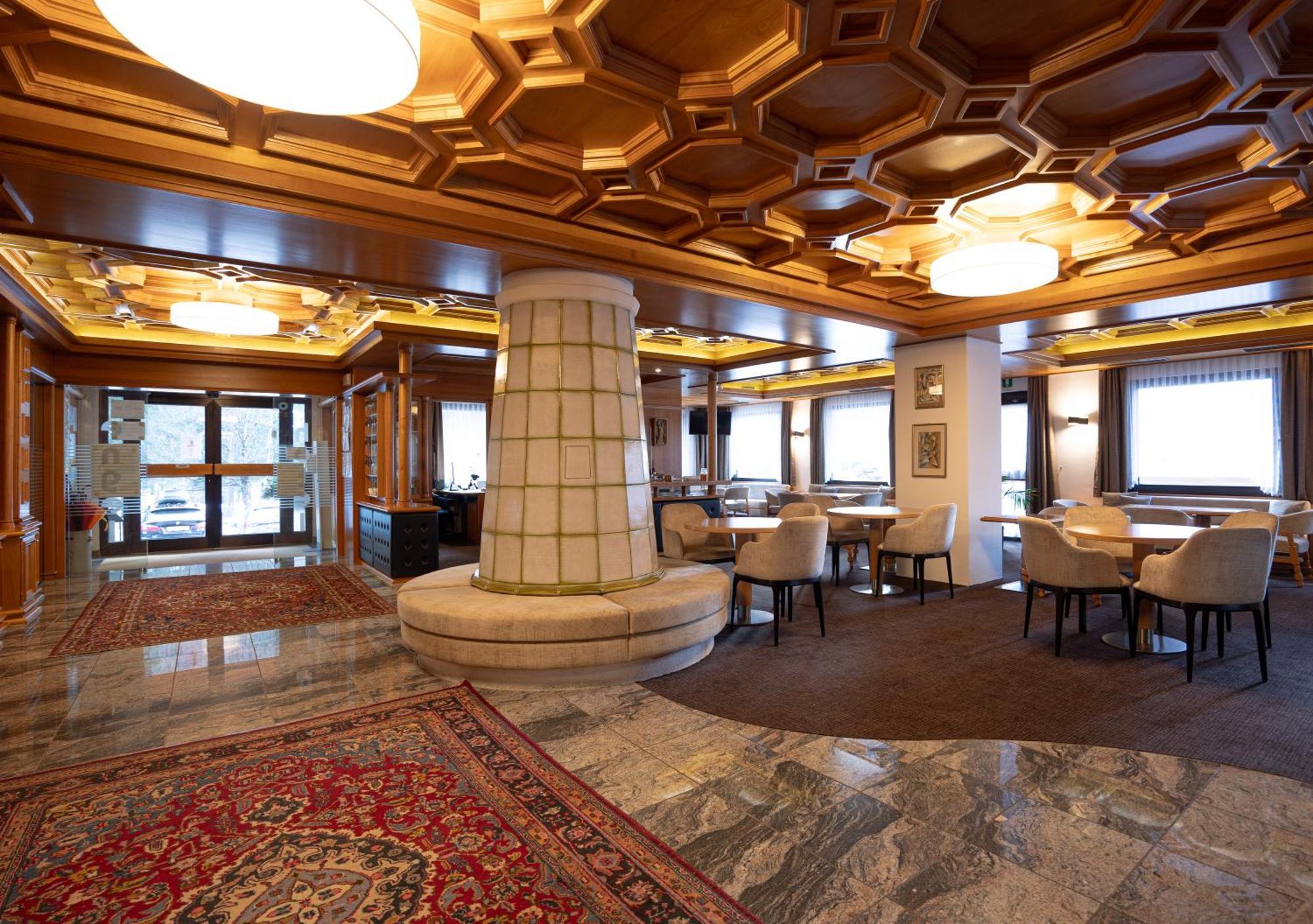 Hotel Engel Canazei Exteriér fotografie
